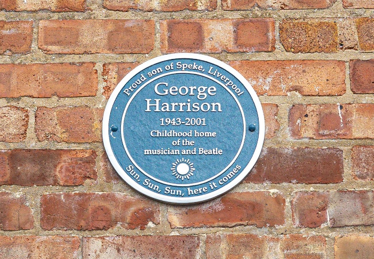 Townhouse in Speke - George Harrison's Former 3BD Home in Liverpool