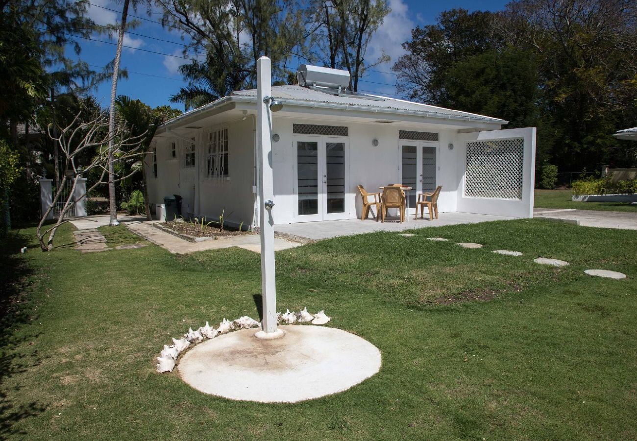 Bungalow in Gibbes - Summer Getaway: 2Bed Bungalow with Private Pool