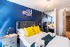 Apartment in Sheffield - Stylish 2BR Apt in City Centre, Sleeps 6