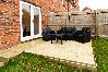 House in Hull - Cosy Home with Garden in a Picturesque Village