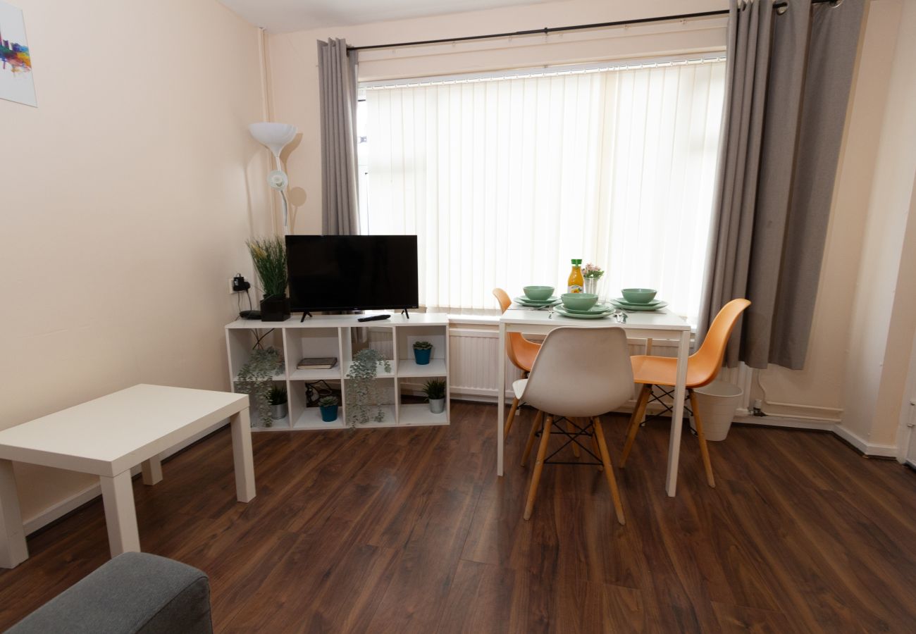 Apartment in Manchester - Centrally Located 1Bed Apt in Stretford