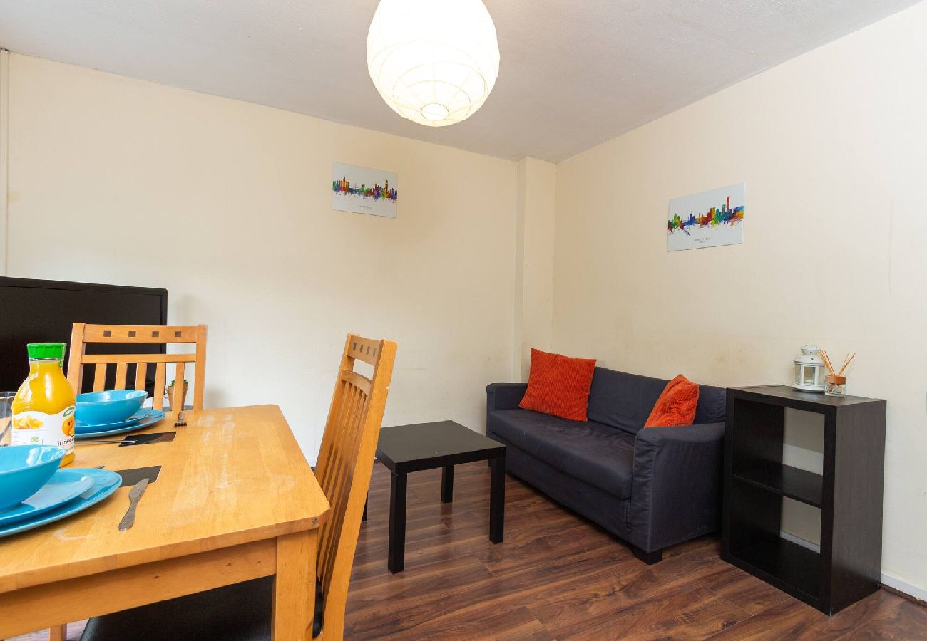 Apartment in Manchester - Convenient 1Bed Apt Close to Transport Links