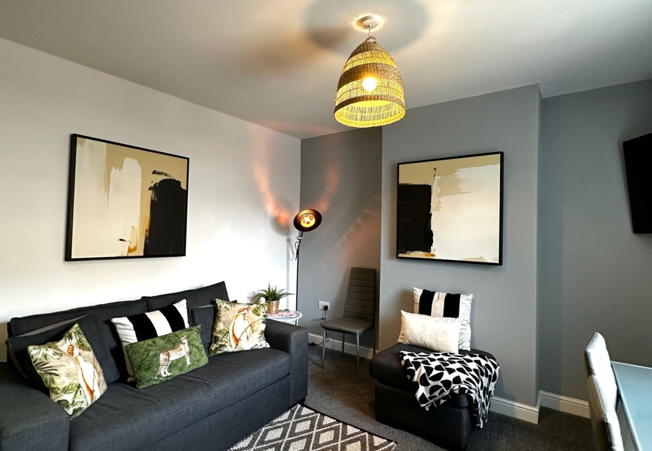 Apartment in Wigan - Ideal Wigan Base: 1BR for Cosy Stays