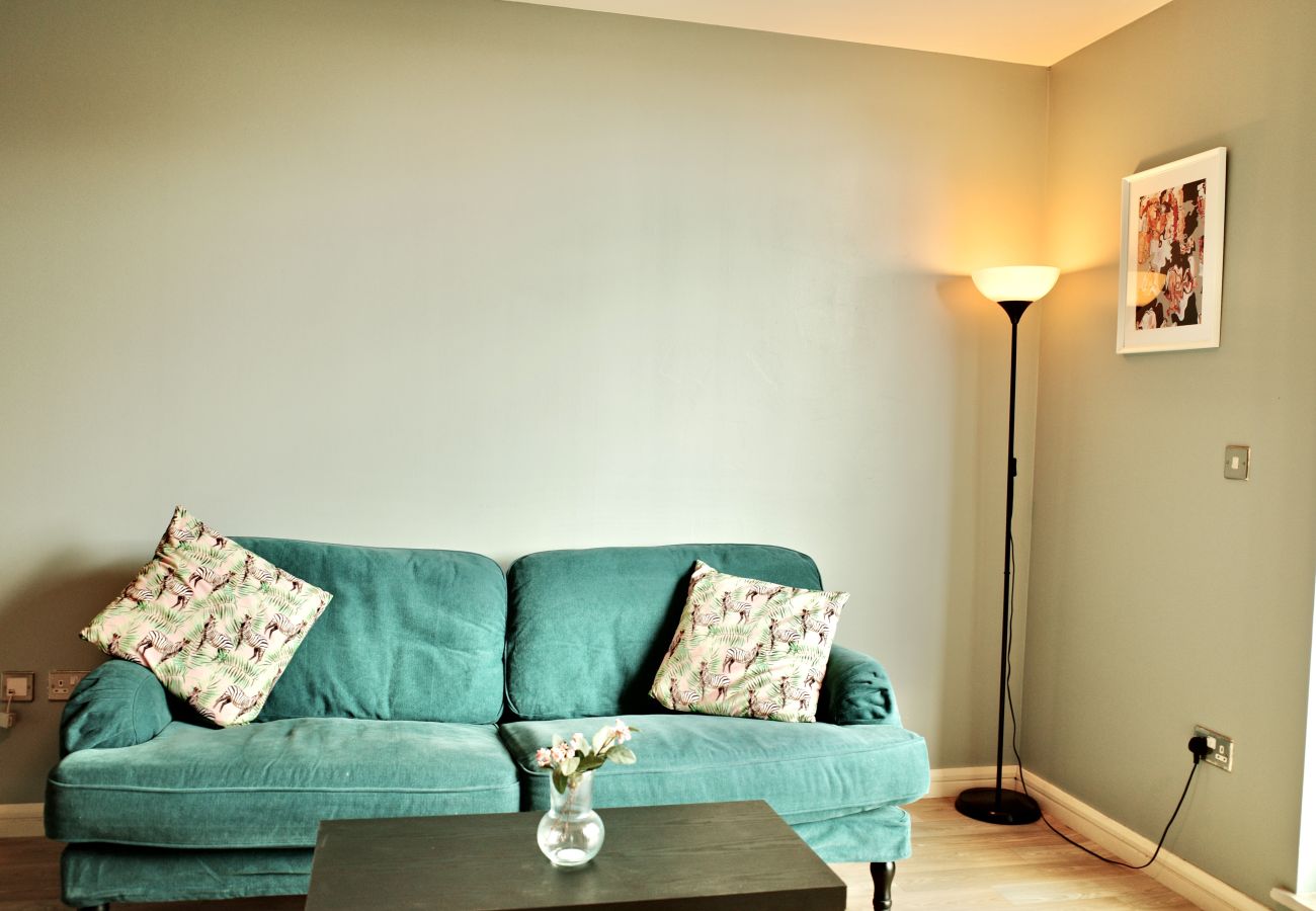 Apartment in Birmingham - Central 2BR Birmingham Apt - Free Parking