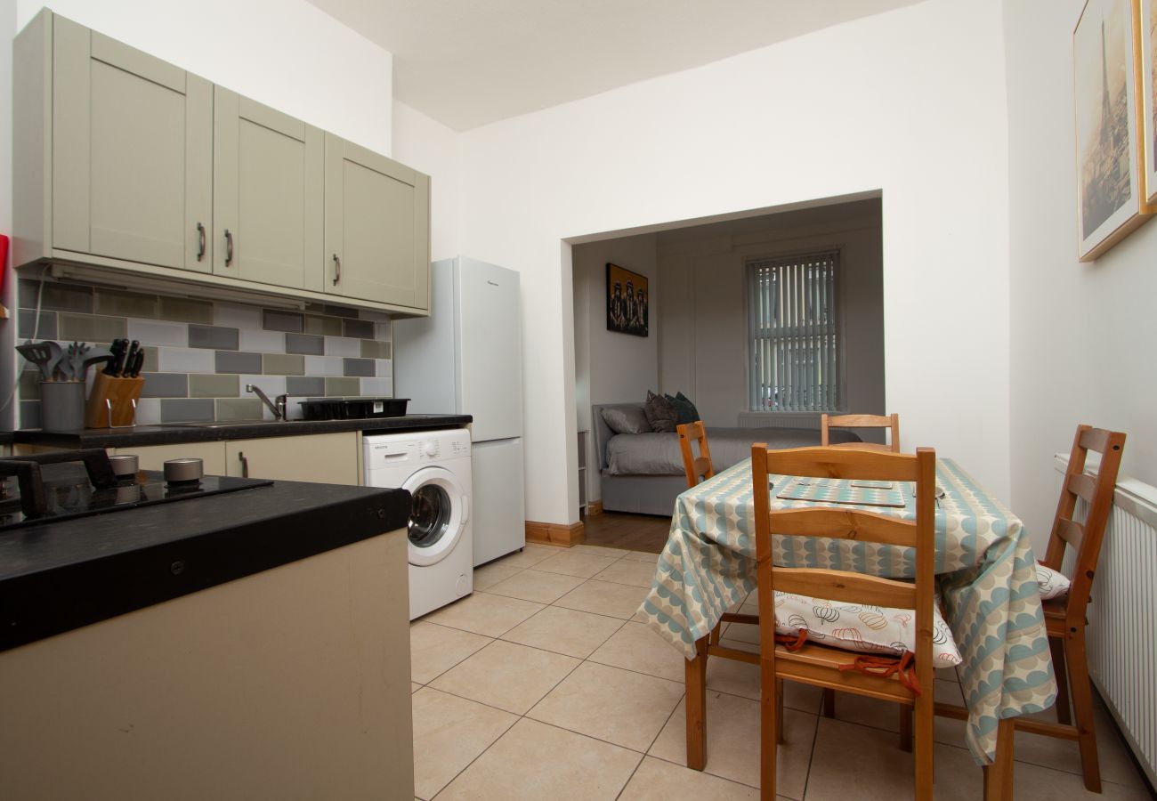 Studio in Liverpool - Cosy Studio Near Goodison & Anfield, Liverpool