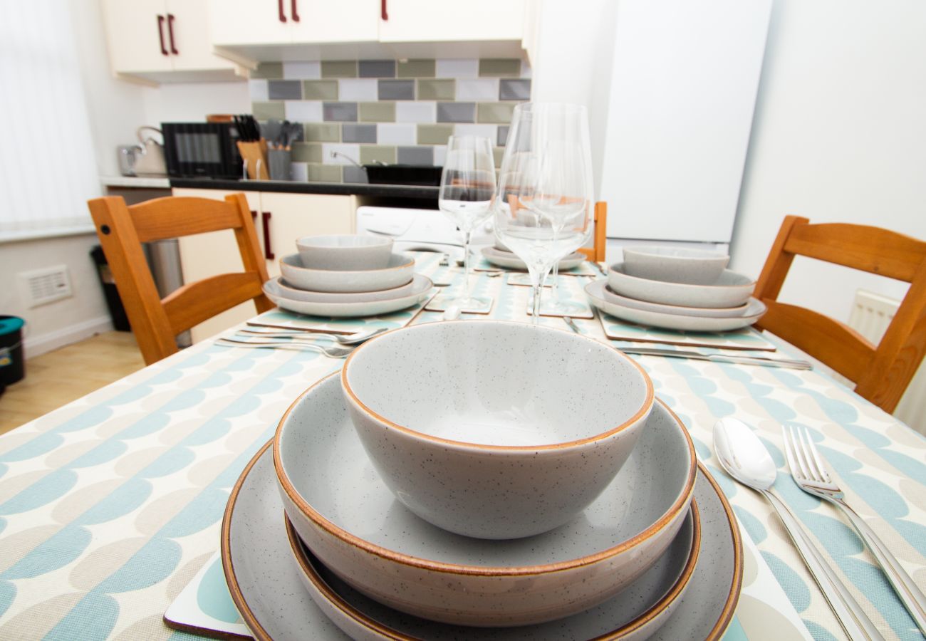 Apartment in Liverpool - Cosy 2BR Flat Near Anfield & Goodison Park, Liverpool