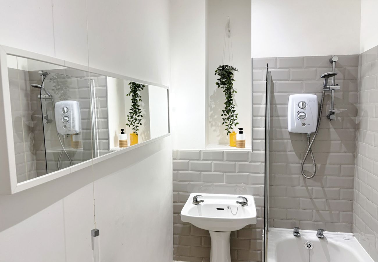 Studio in Liverpool - Cosy Flat Near City Centre & Princess Park