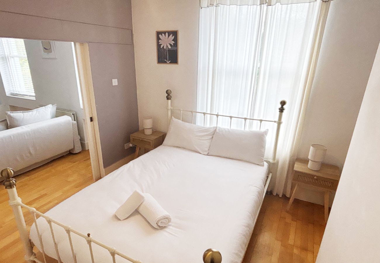 Apartment in Liverpool - Cosy Flat Near City Centre & Princess Park