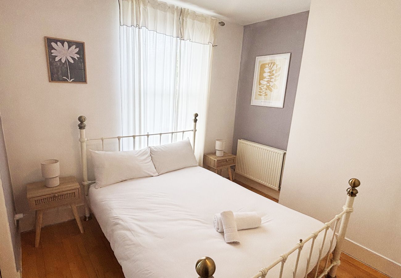 Apartment in Liverpool - Cosy Flat Near City Centre & Princess Park