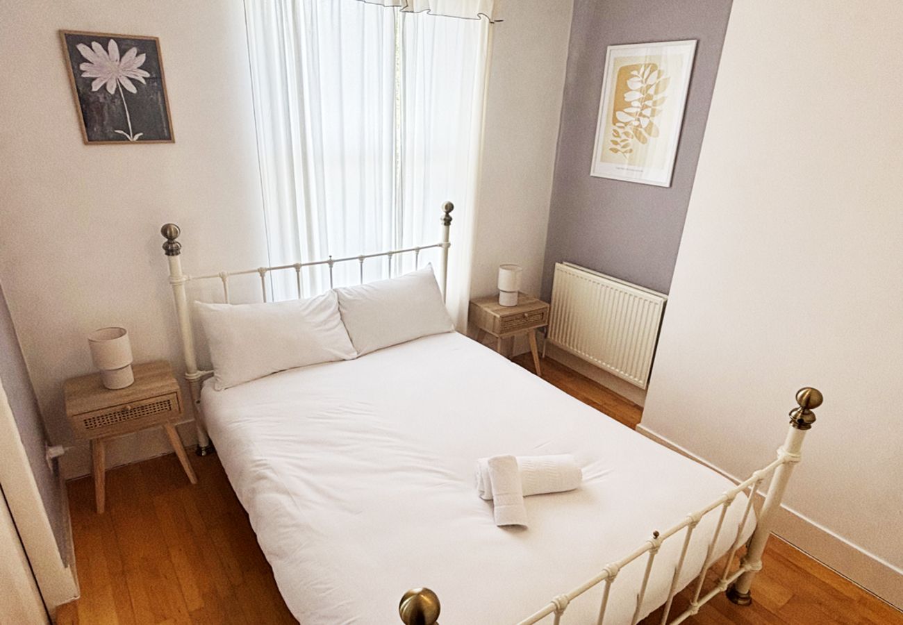 Apartment in Liverpool - Cosy Flat Near City Centre & Princess Park