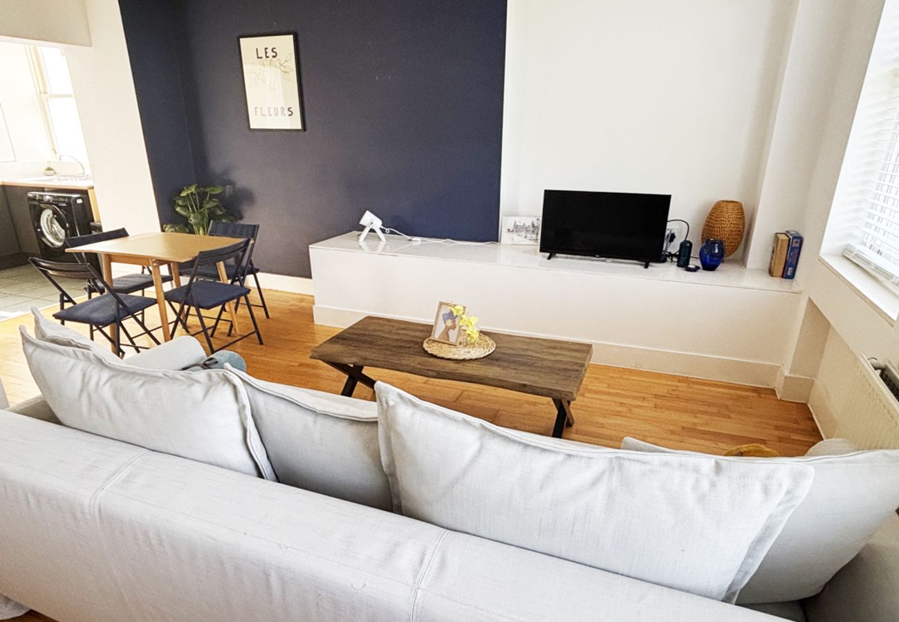 Apartment in Liverpool - Cosy Flat Near City Centre & Princess Park