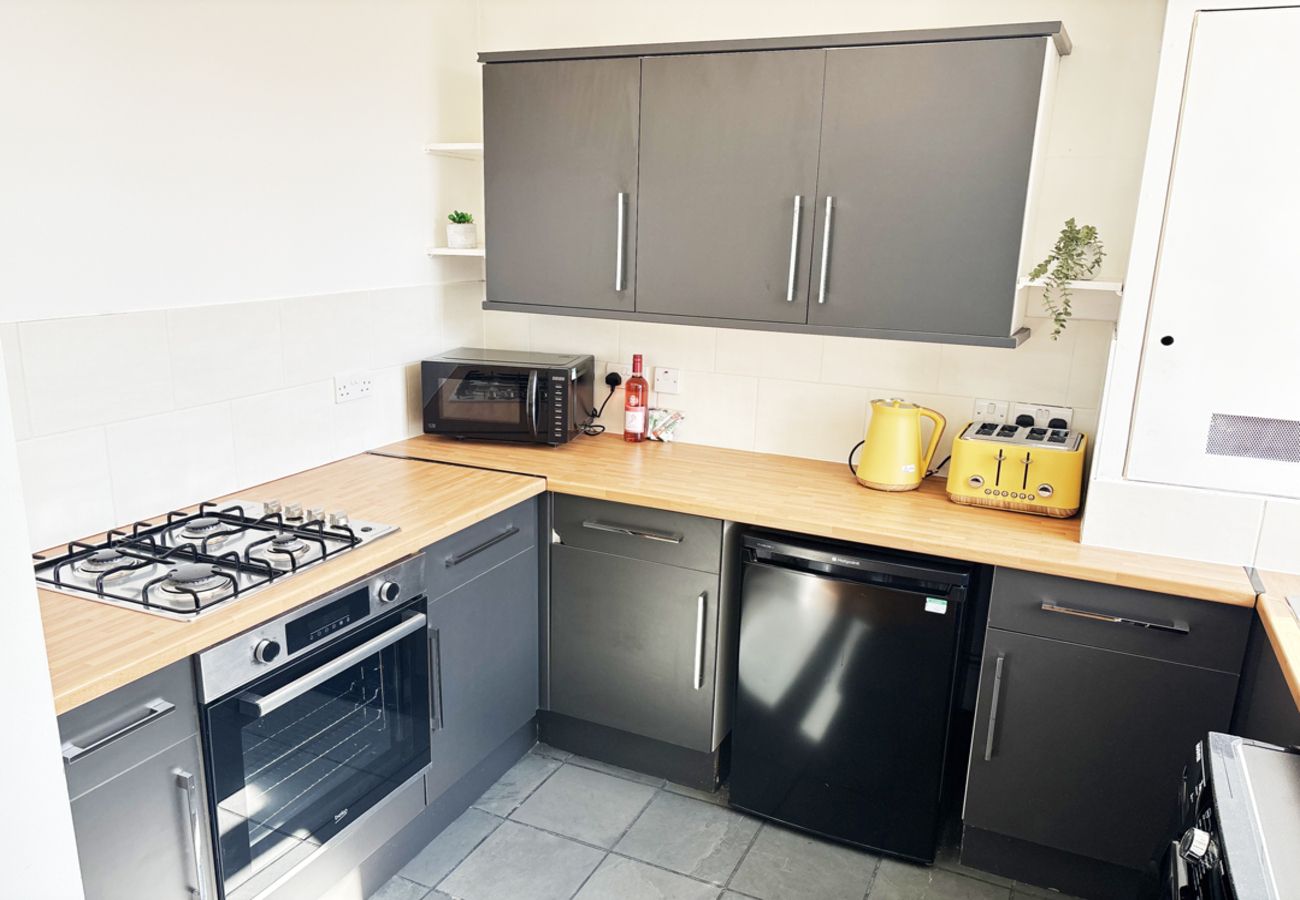 Apartment in Liverpool - Cosy Flat Near City Centre & Princess Park