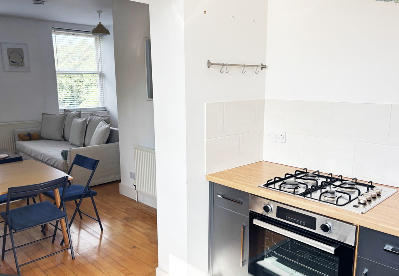Apartment in Liverpool - Cosy Flat Near City Centre & Princess Park
