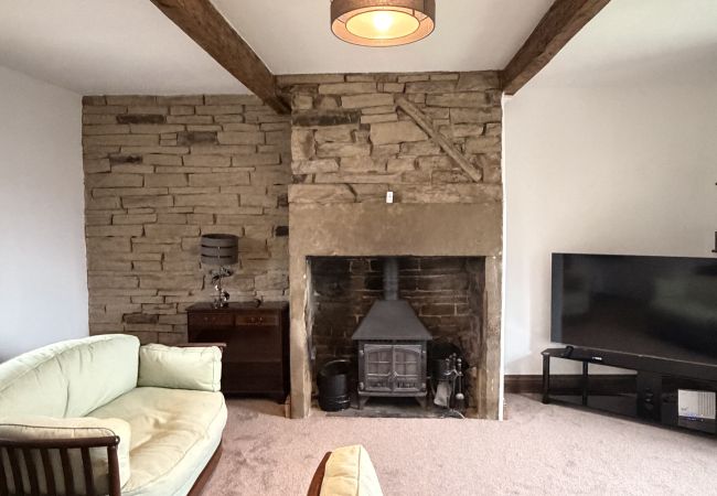 House in Halifax - Bradshaw Cosy 2BR Retreat - Free Parking!