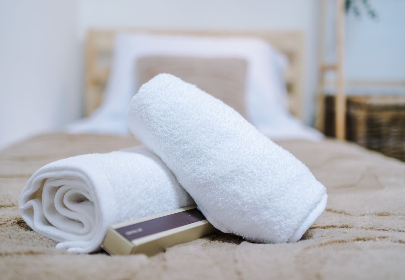 House in Warrington - Spacious 3BR Home - Close to Golf, Sailing & Motorways