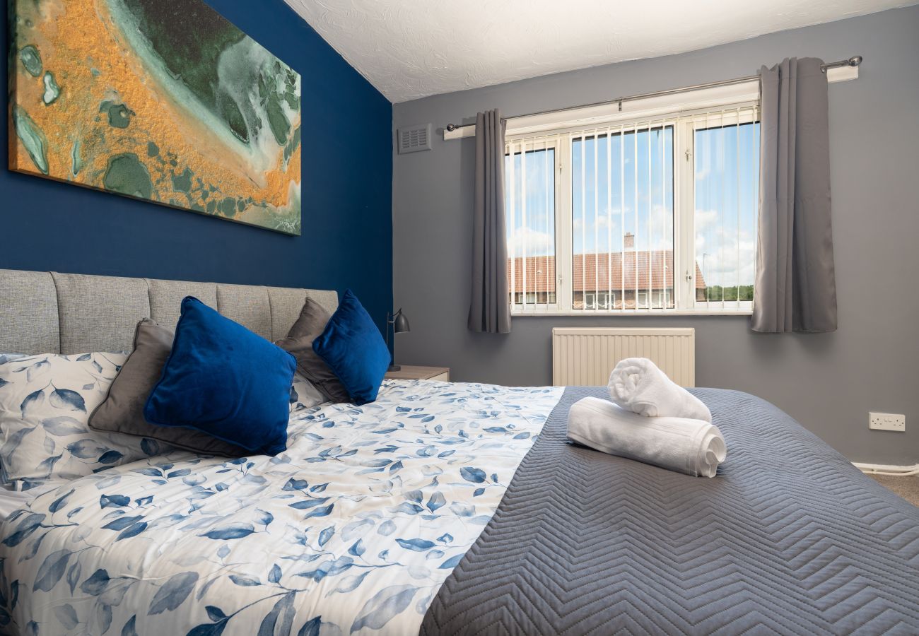 Apartment in Speke - Cosy Speke 3Bed Retreat with Free Parking