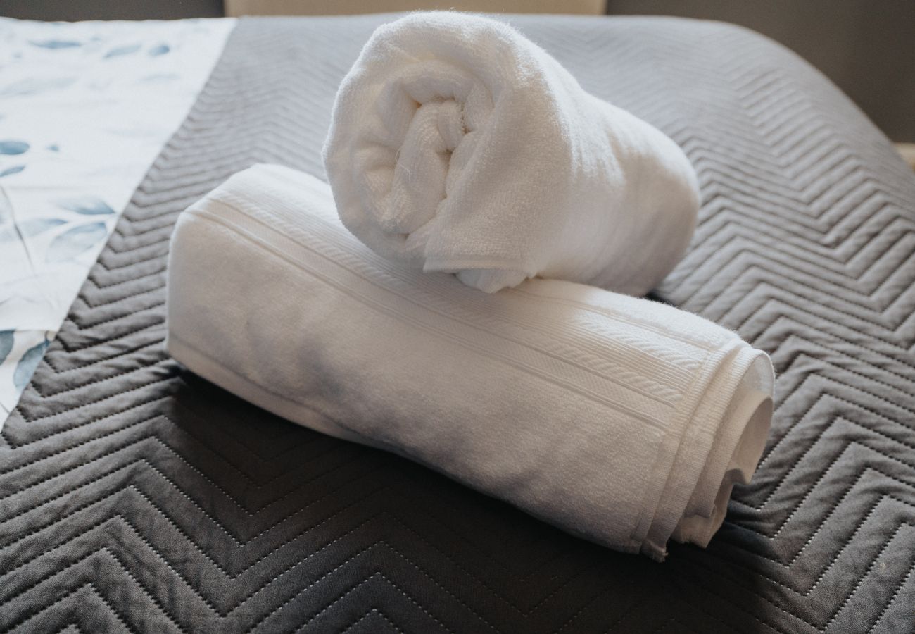 Apartment in Speke - Cosy Speke 3Bed Retreat with Free Parking