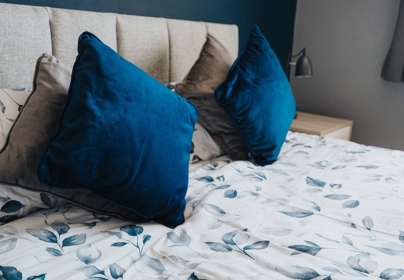 Apartment in Speke - Cosy Speke 3Bed Retreat with Free Parking