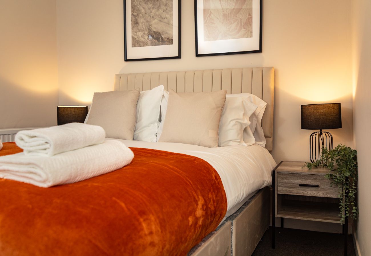 House in Manchester - Ashton Parkside 2BR Escape near Transport Links