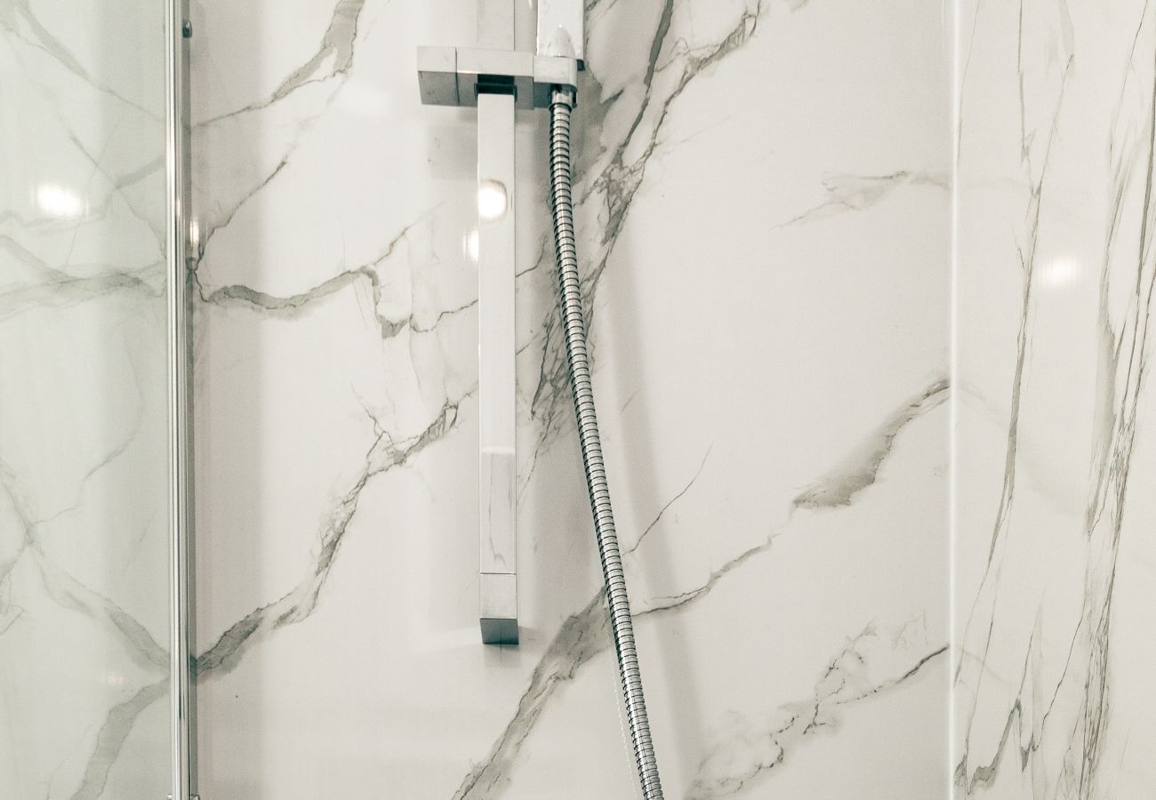 House in Manchester - Ashton Parkside 2BR Escape near Transport Links