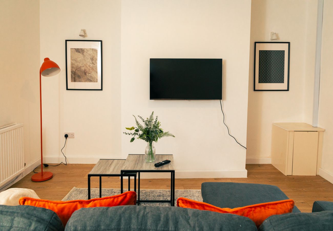 House in Manchester - Ashton Parkside 2BR Escape near Transport Links