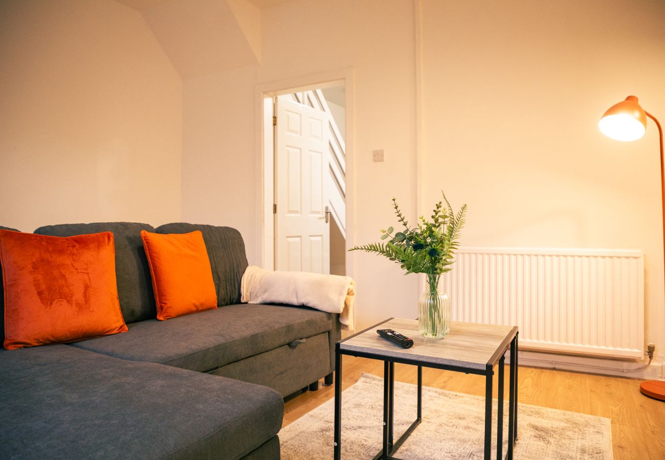 House in Manchester - Ashton Parkside 2BR Escape near Transport Links