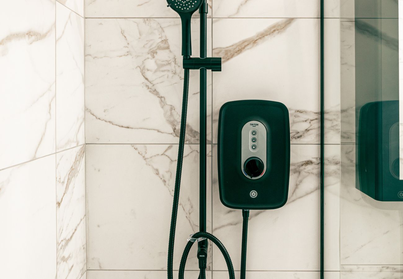 House in Manchester - Manchester Music Lover’s Dream 3 Bed House with Games  Room