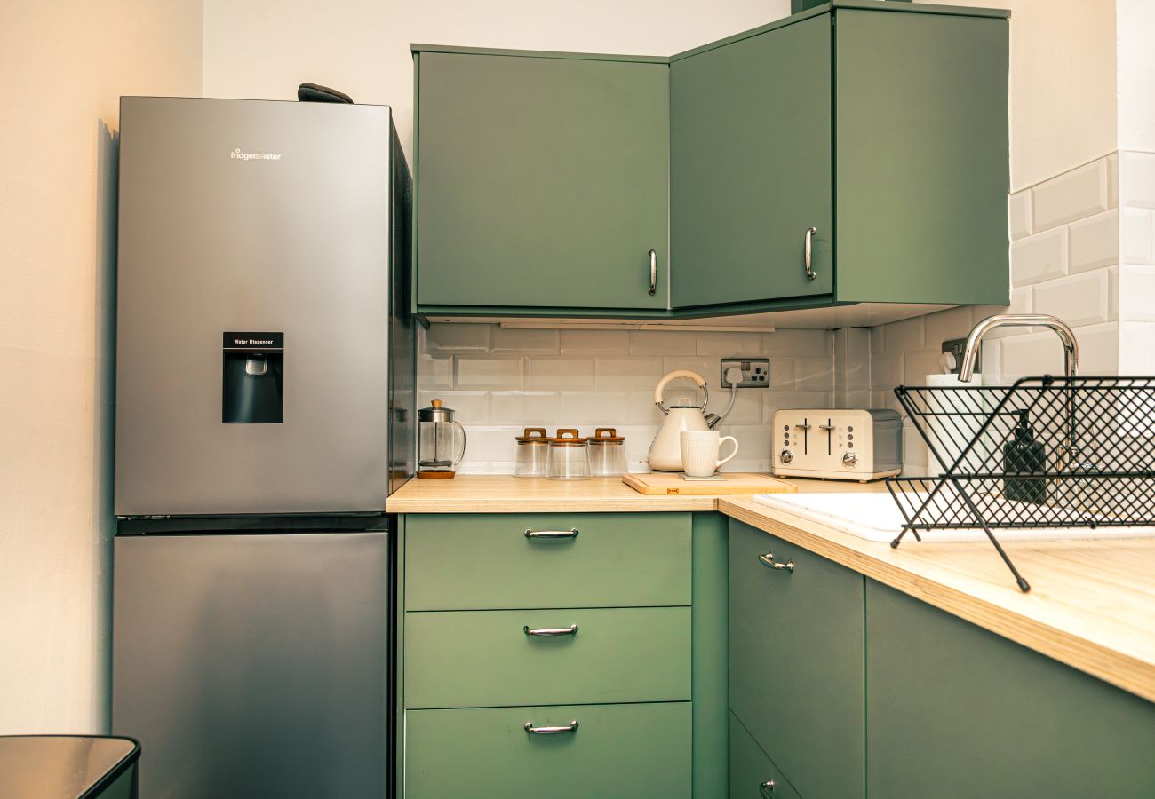 House in Manchester - Manchester Music Lover’s Dream 3 Bed House with Games  Room