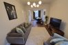 House in Manchester - Manchester Music Lover’s Dream 3 Bed House with Games  Room