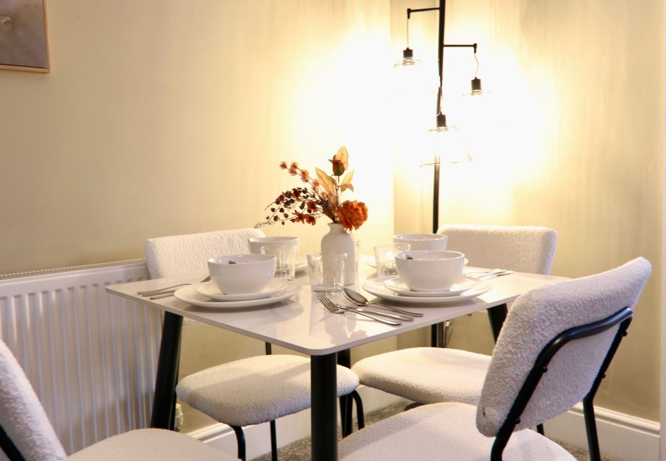 Apartment in Sheffield - Stylish 1BR Retreat Close to Sheffield Centre