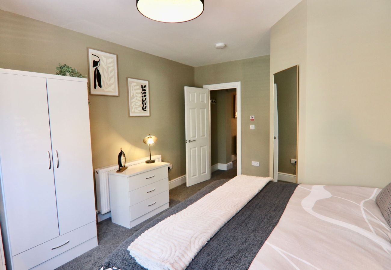 Apartment in Sheffield - Stylish 1BR Retreat Close to Sheffield Centre