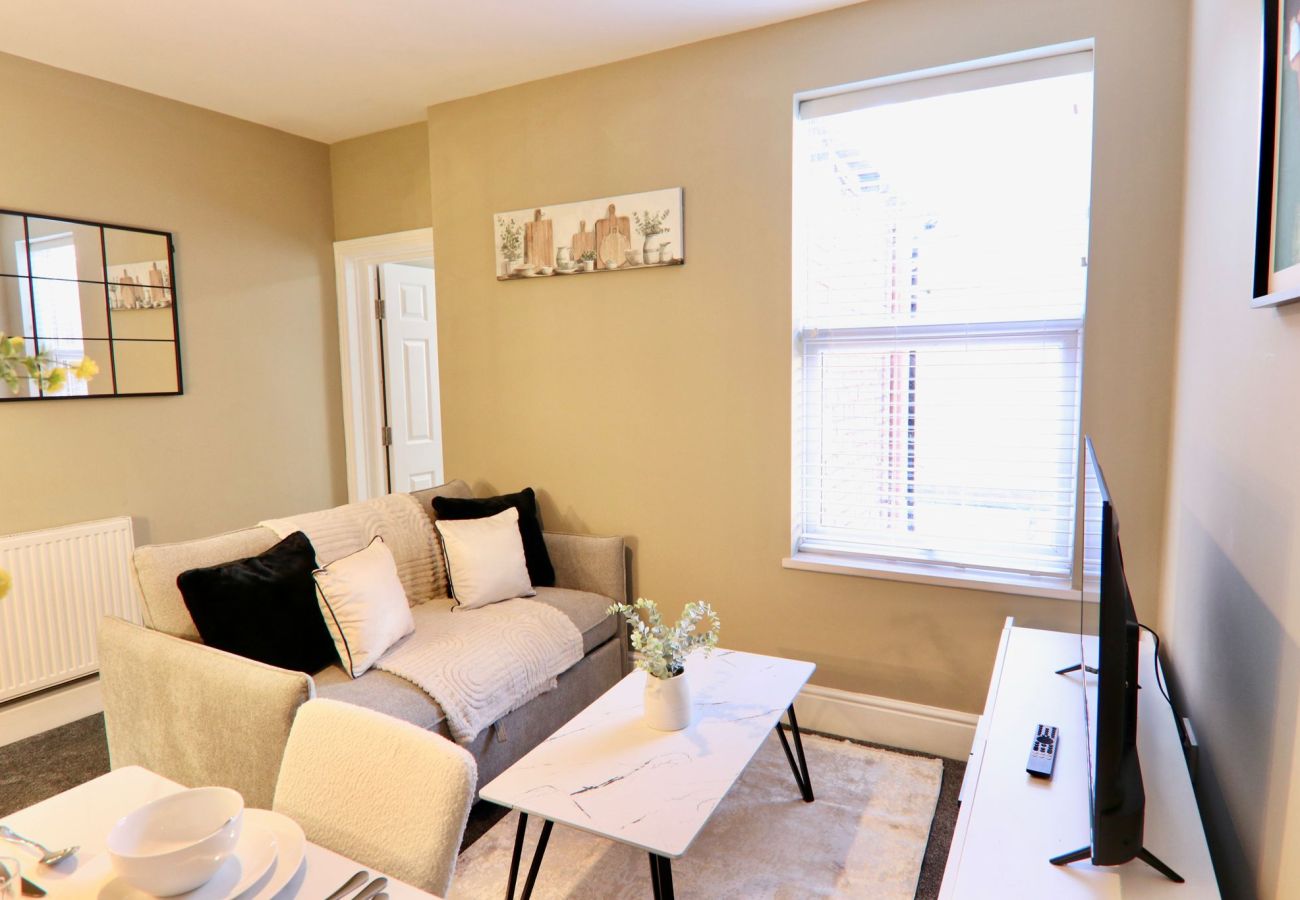 Apartment in Sheffield - Spacious 2BR Haven Near Sheffield Centre