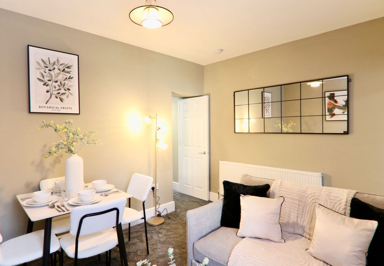 Apartment in Sheffield - Spacious 2BR Haven Near Sheffield Centre