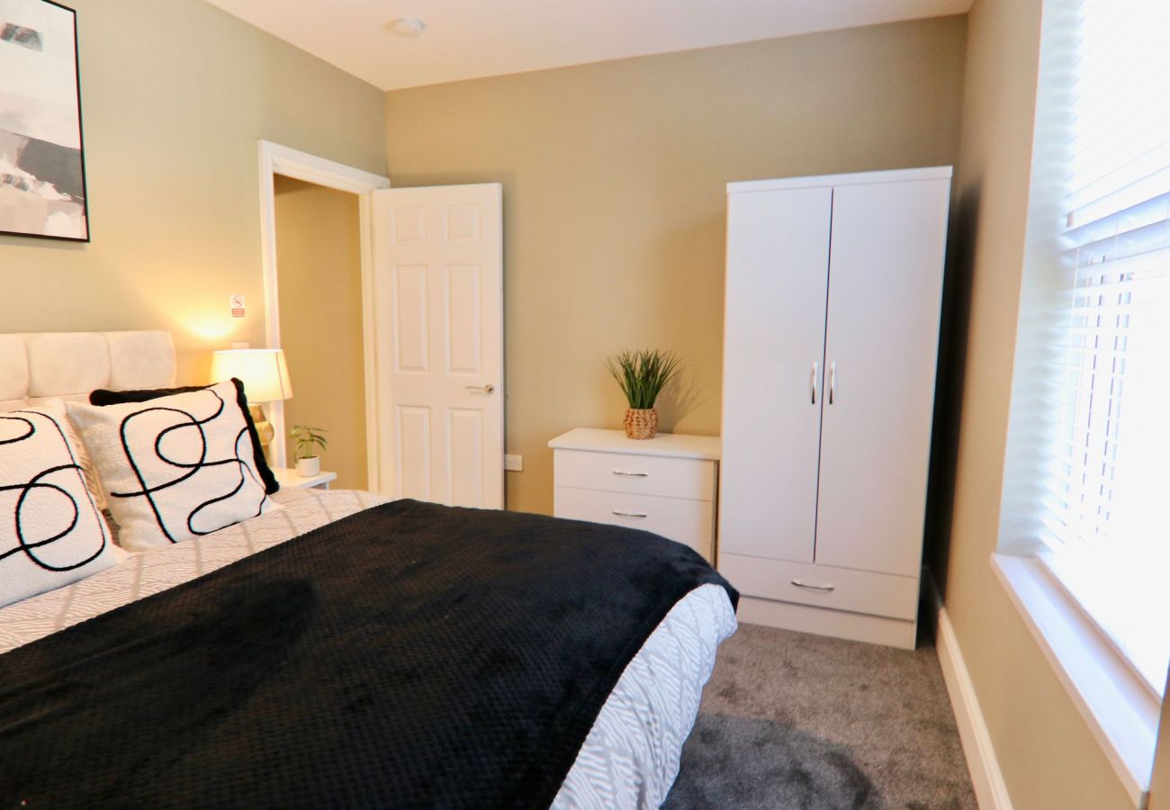Apartment in Sheffield - Spacious 2BR Haven Near Sheffield Centre