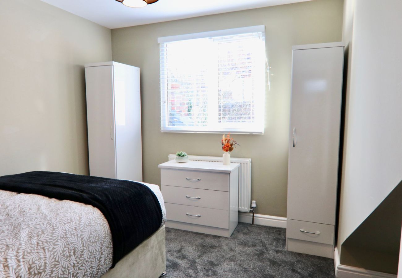 Apartment in Sheffield - Spacious 2BR Haven Near Sheffield Centre