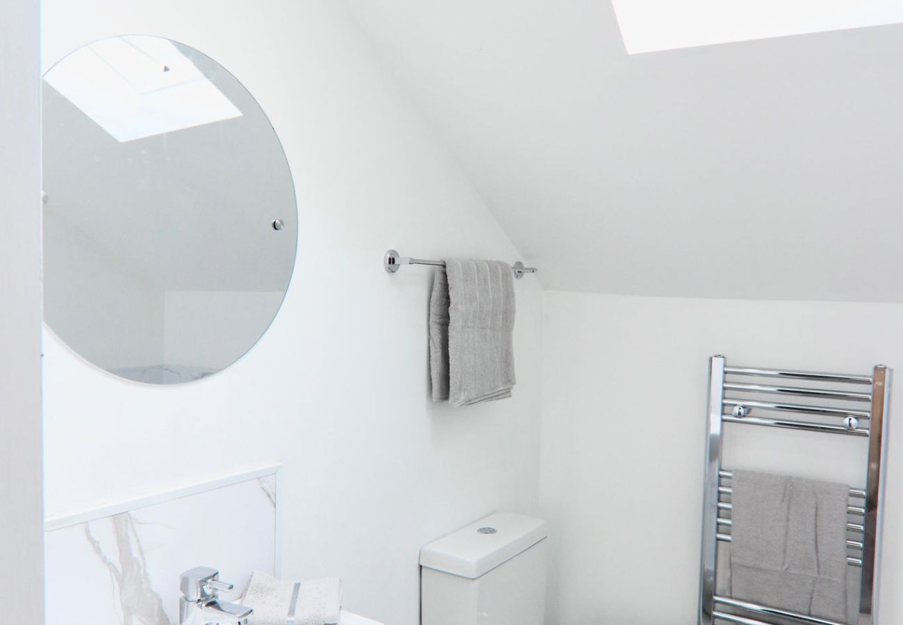 Apartment in Sheffield - Spacious 2BR Haven Near Sheffield Centre