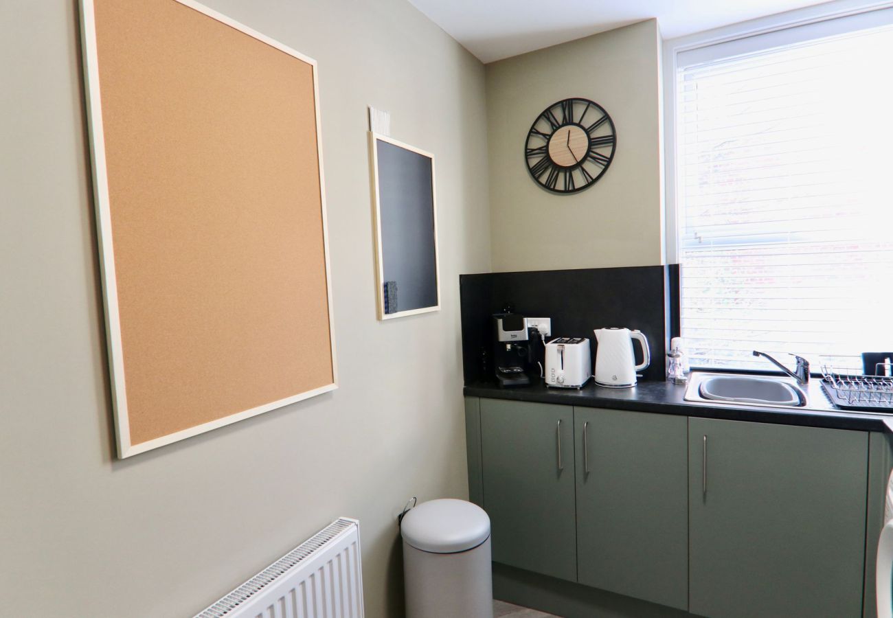 Apartment in Sheffield - Spacious 2BR Haven Near Sheffield Centre