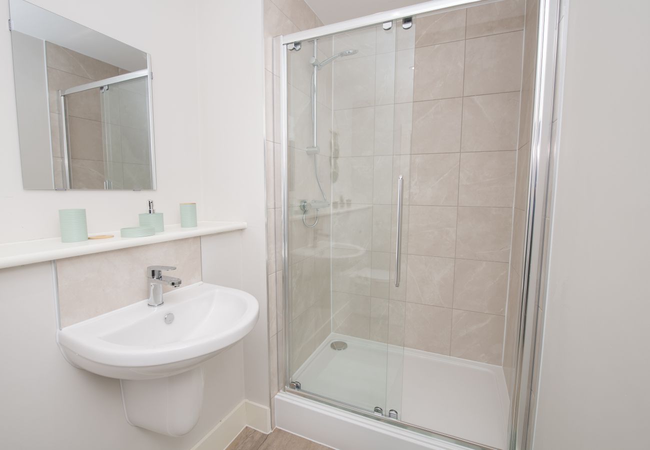 Apartment in Hull - Stylish 1BR Haven in Hull City Centre Near Marina