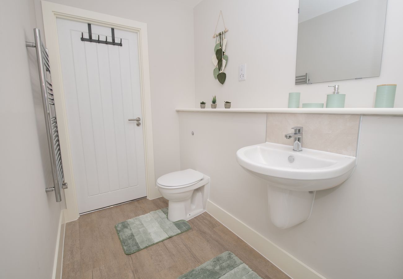 Apartment in Hull - Stylish 1BR Haven in Hull City Centre Near Marina