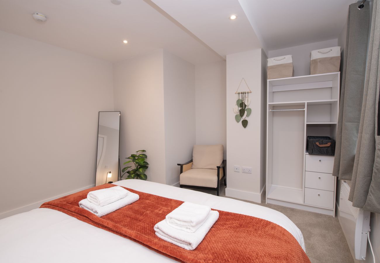 Apartment in Hull - Stylish 1BR Haven in Hull City Centre Near Marina