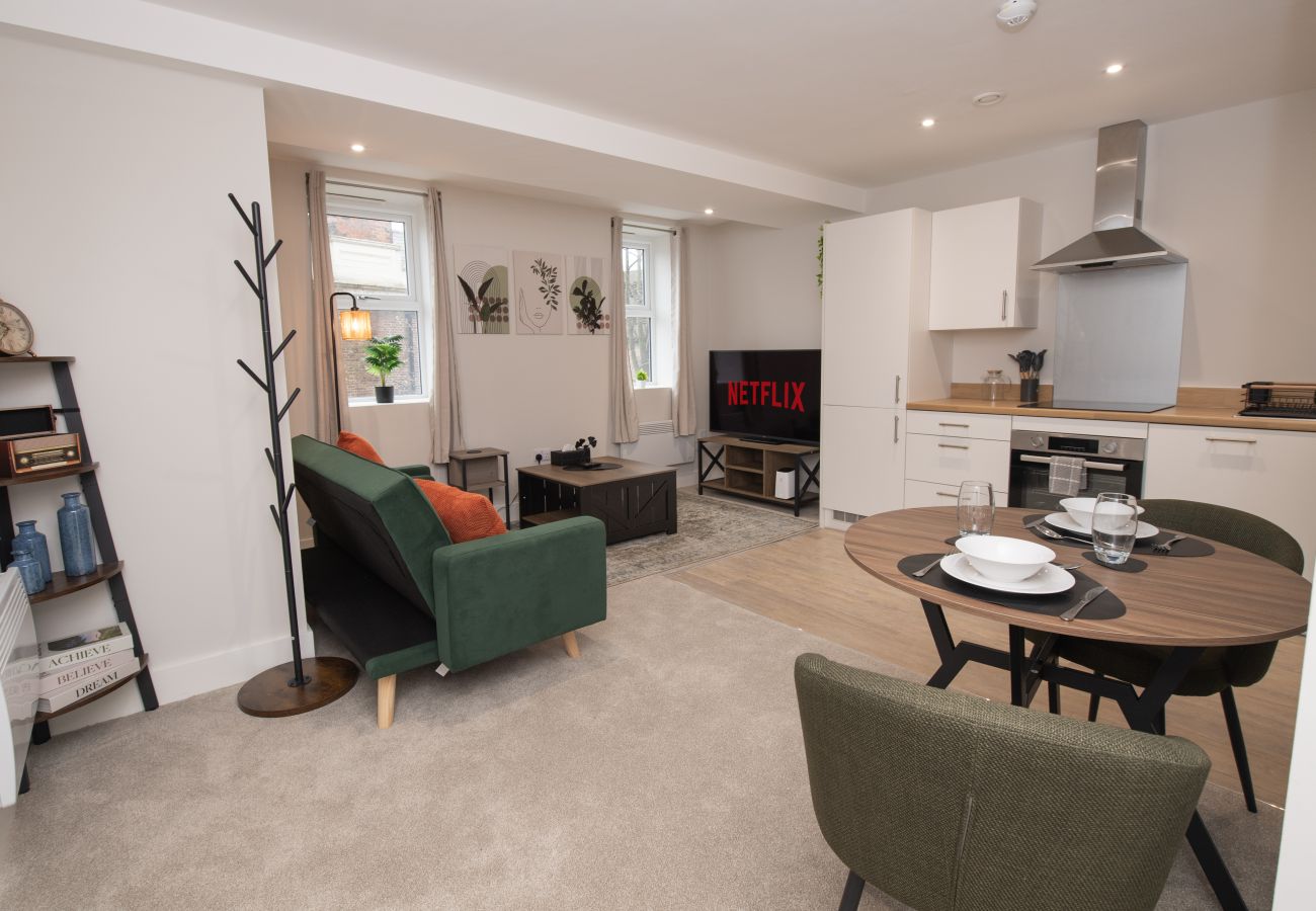 Apartment in Hull - Stylish 1BR Haven in Hull City Centre Near Marina