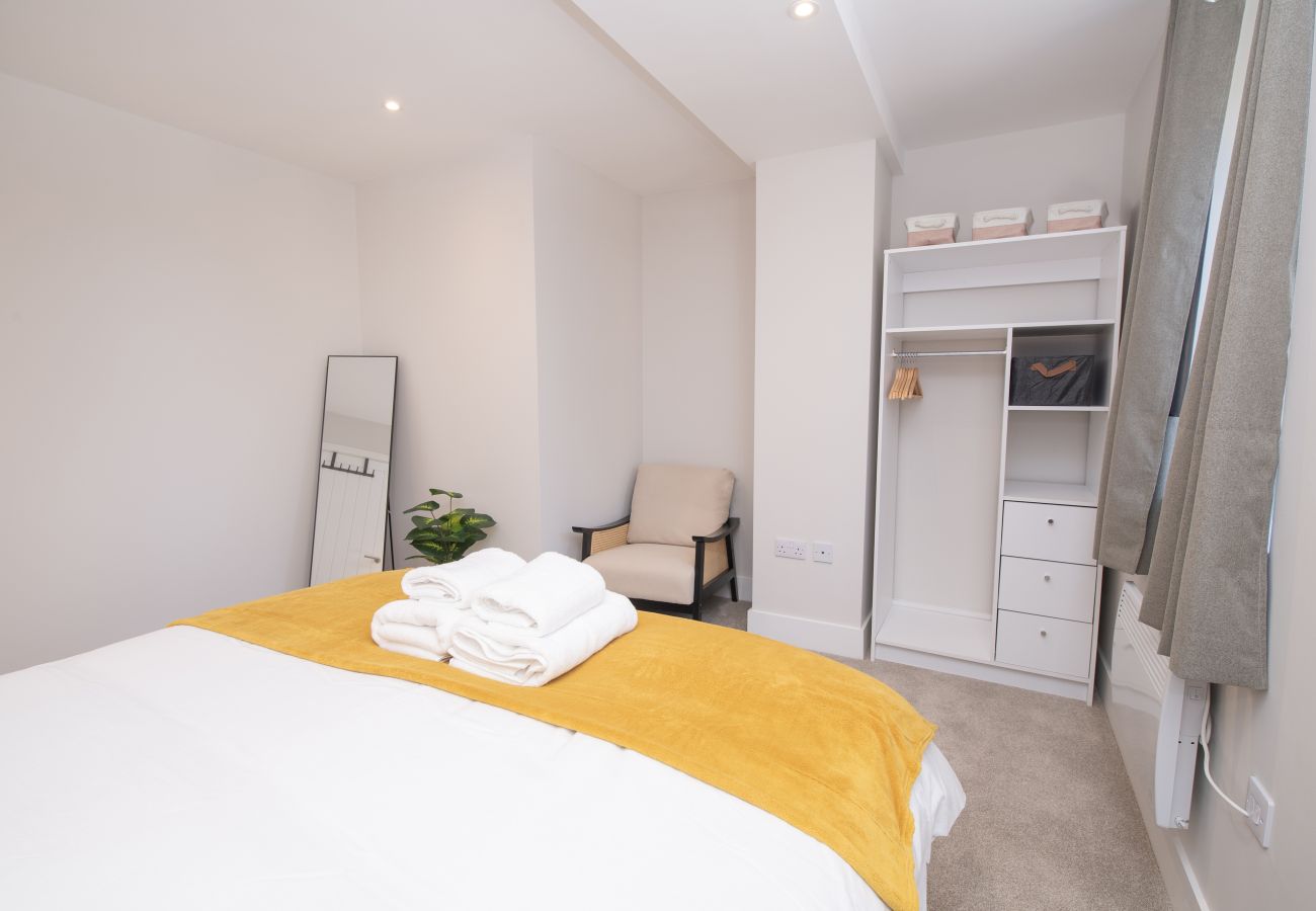 Apartment in Hull - Cosy Chic 1BR Haven in Hull Centre Near Marina