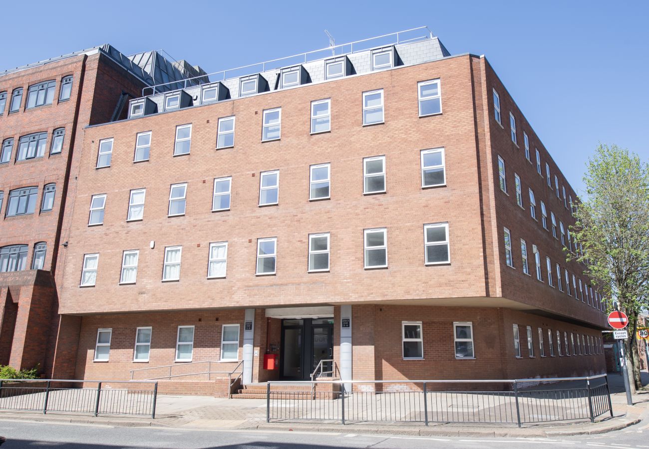 Apartment in Hull - Cosy Chic 1BR Haven in Hull Centre Near Marina