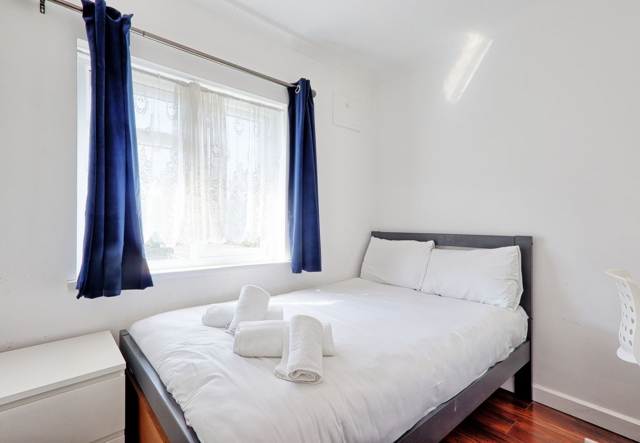 House in Tilbury Juxta Clare - LON-STE-024