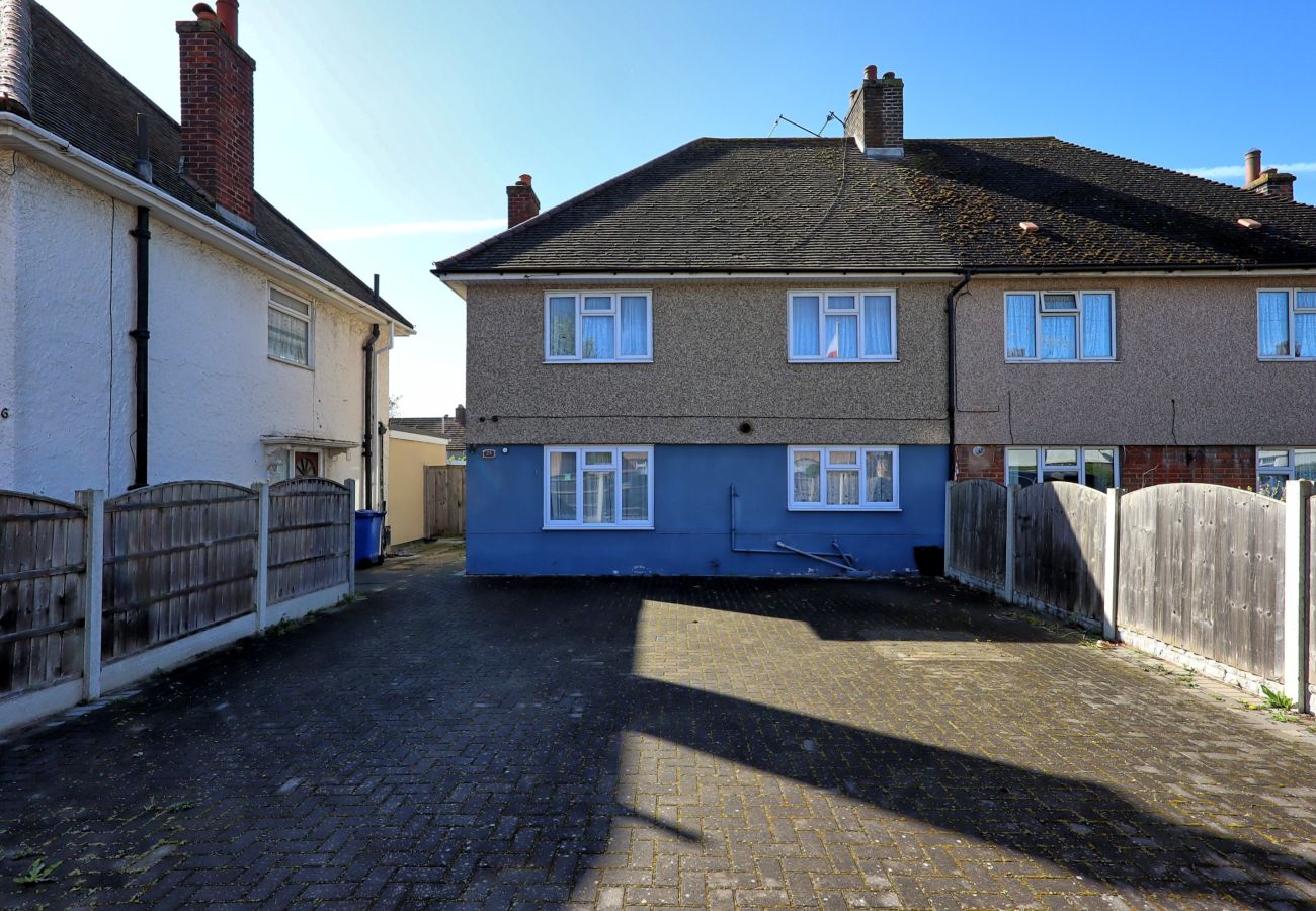 House in Tilbury Juxta Clare - LON-STE-024