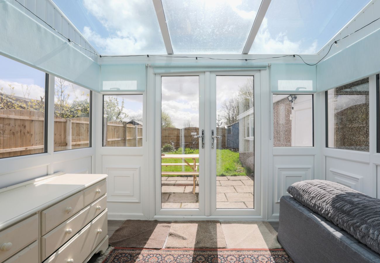 House in Sheffield - Cozy 3BR Home in Hurlfield Rd in Sheffield