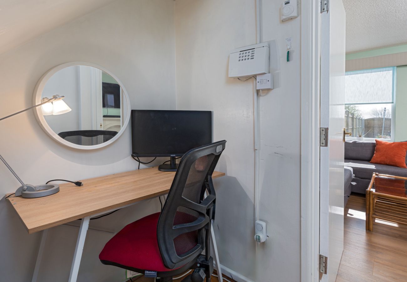 House in Sheffield - Cozy 3BR Home in Hurlfield Rd in Sheffield