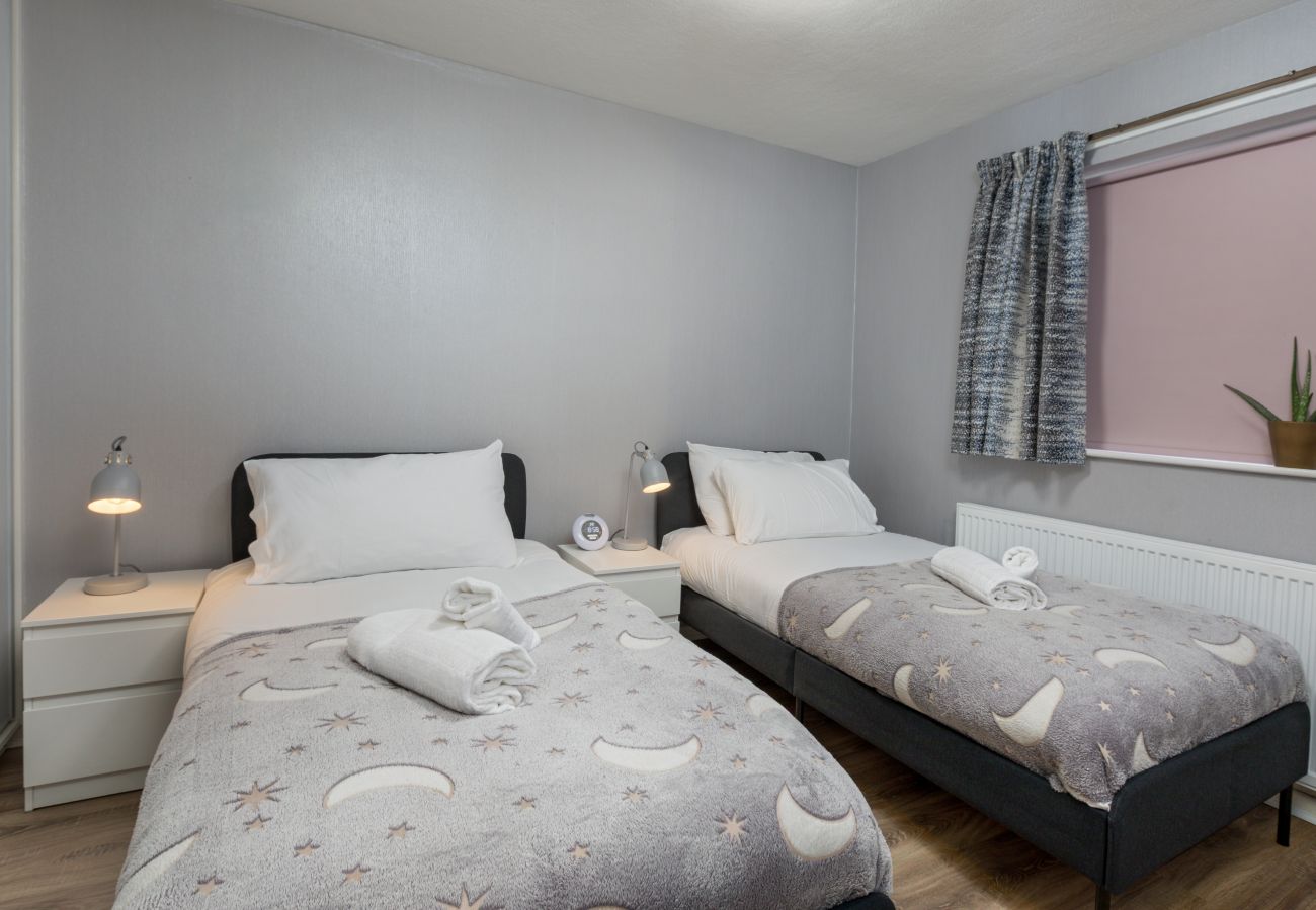 House in Sheffield - Cozy 3BR Home in Hurlfield Rd in Sheffield