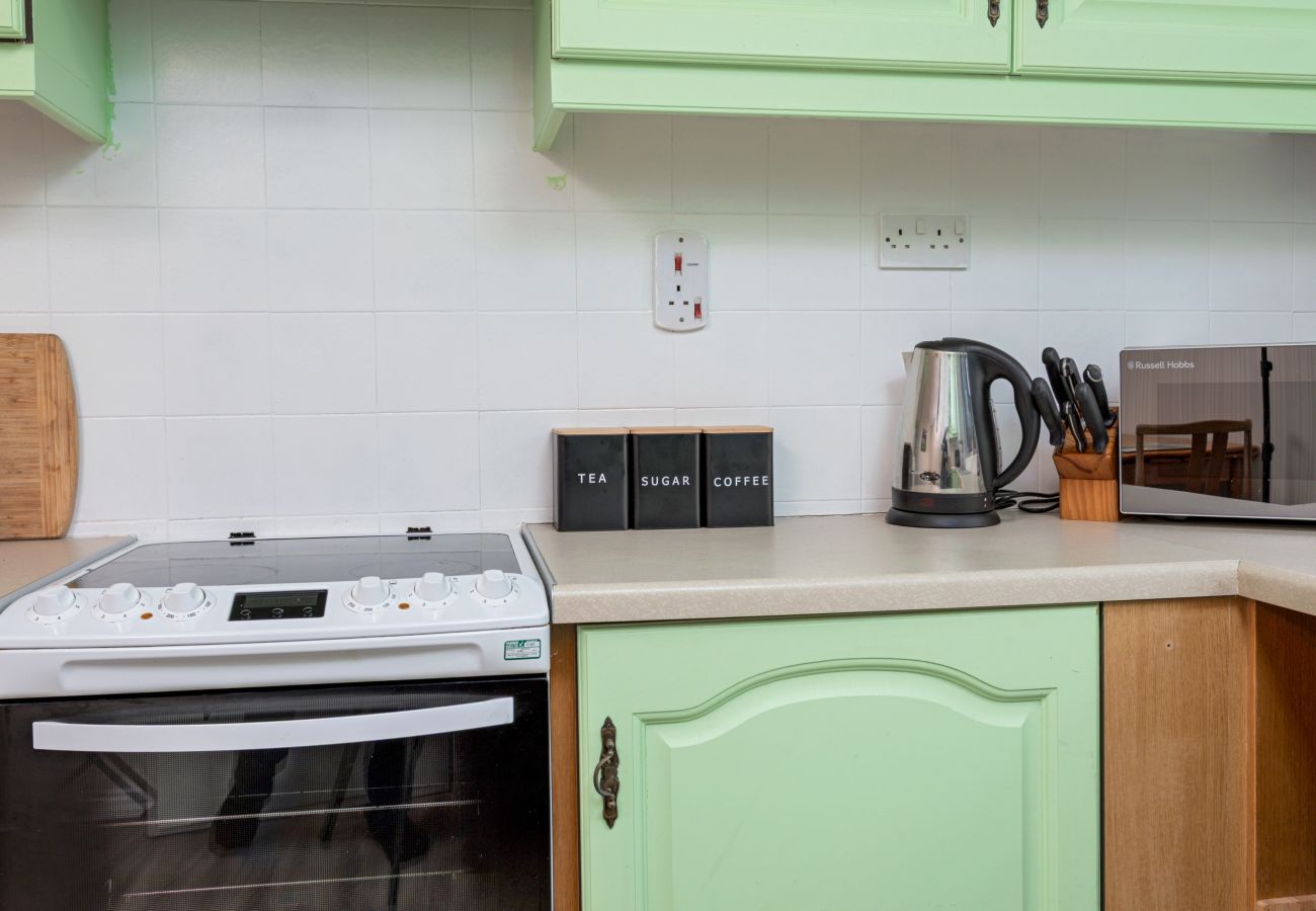 House in Sheffield - Cozy 3BR Home in Hurlfield Rd in Sheffield