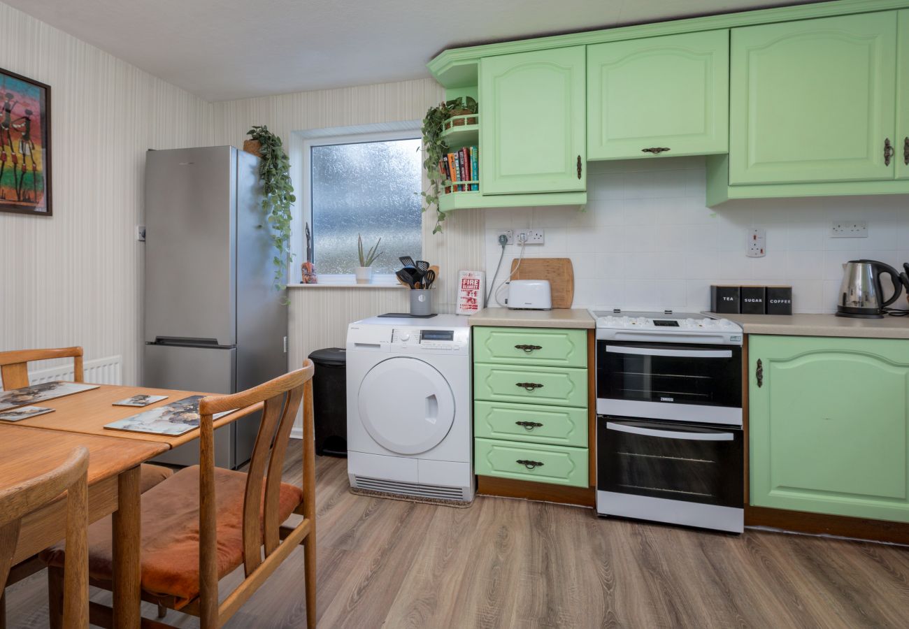 House in Sheffield - Cozy 3BR Home in Hurlfield Rd in Sheffield
